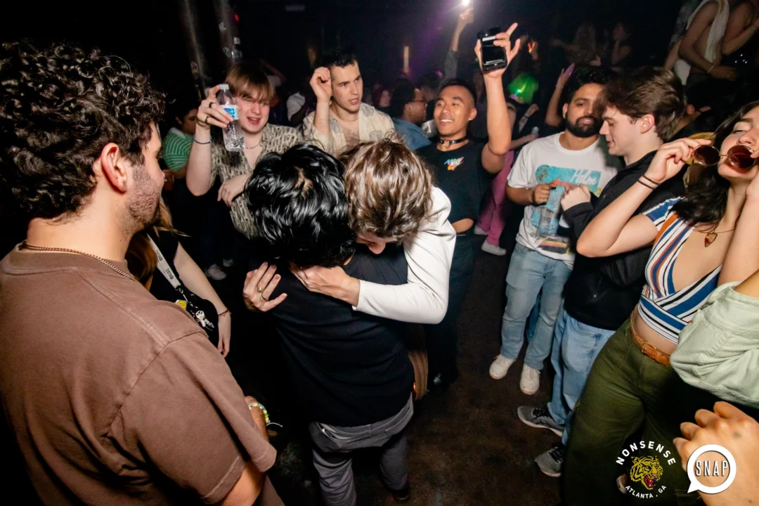Hot Mess 📸: @nonsenseatl