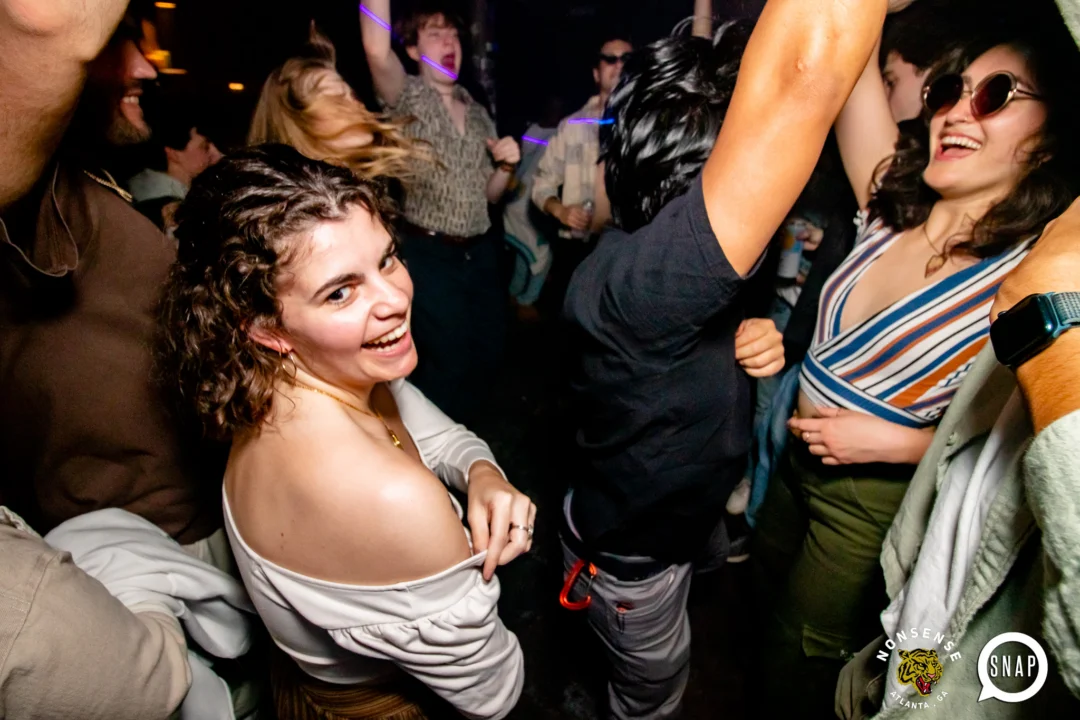 Hot Mess 📸: @nonsenseatl