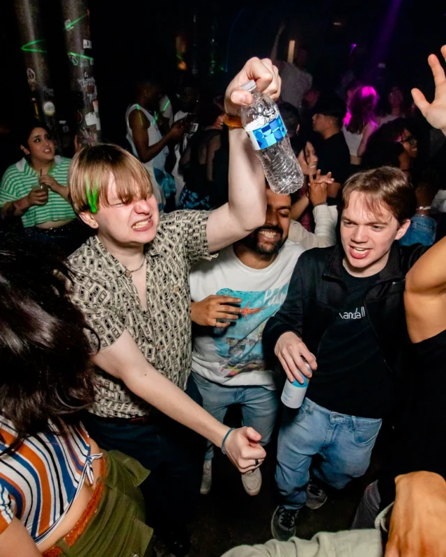 Hot Mess 📸: @nonsenseatl