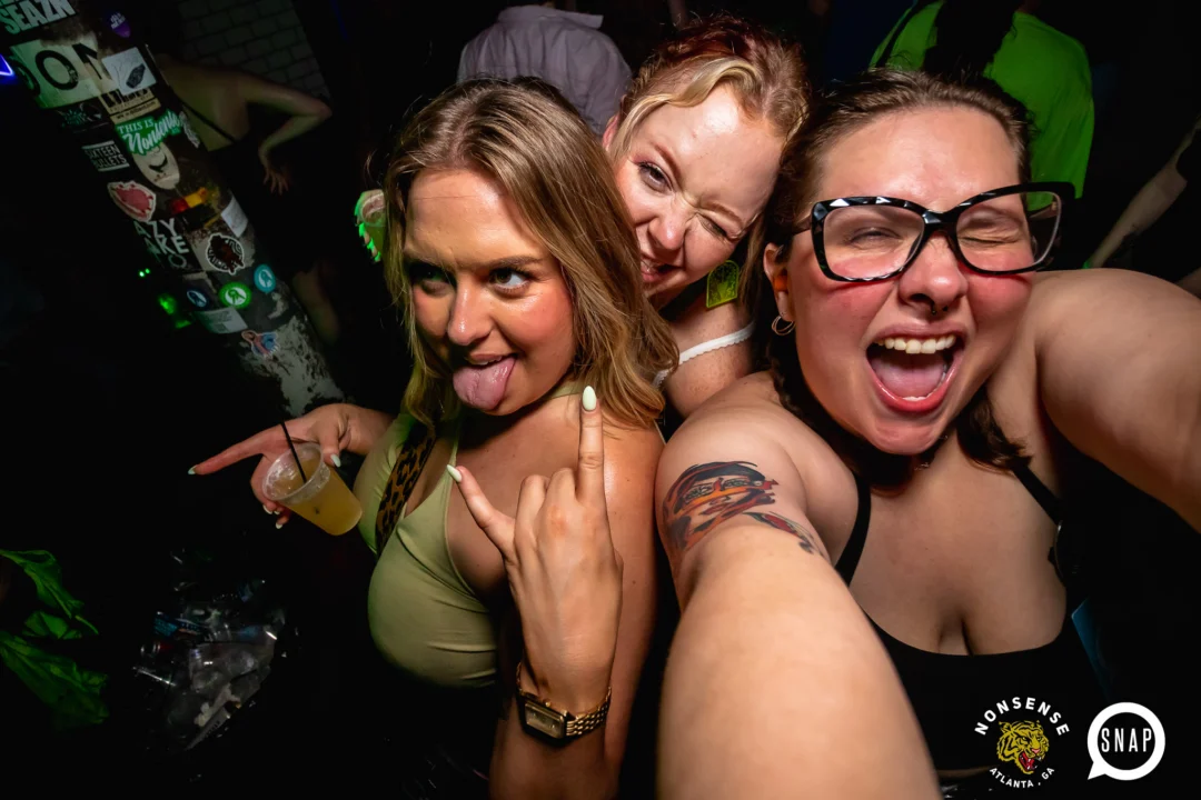 Hot Mess Extra Bratty Edition - July 2024 - Kimber was the DJ - Charli was the vibe - You were so Julia - Pics: @hellacurious for Oh Snap Kid
