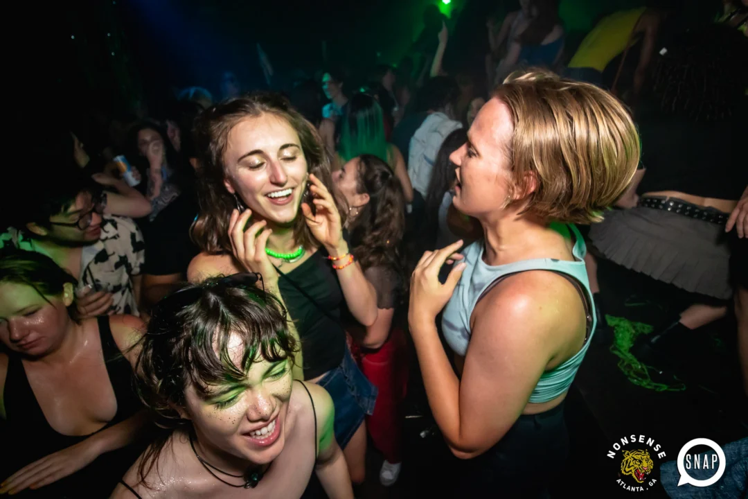 Hot Mess Extra Bratty Edition - July 2024 - Kimber was the DJ - Charli was the vibe - You were so Julia - Pics: @hellacurious for Oh Snap Kid
