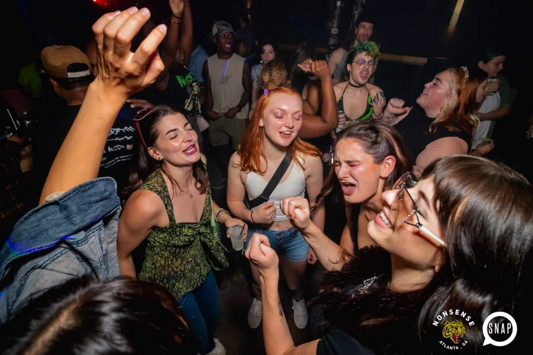 Hot Mess - dance pop party - September 2024 - Kimber was the DJ - Pics: @hellacurious for Oh Snap Kid