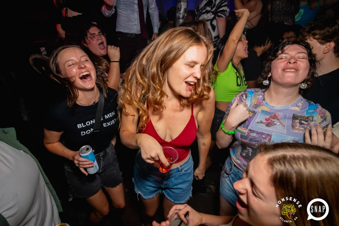 Hot Mess - dance pop party - September 2024 - Kimber was the DJ - Pics: @hellacurious for Oh Snap Kid