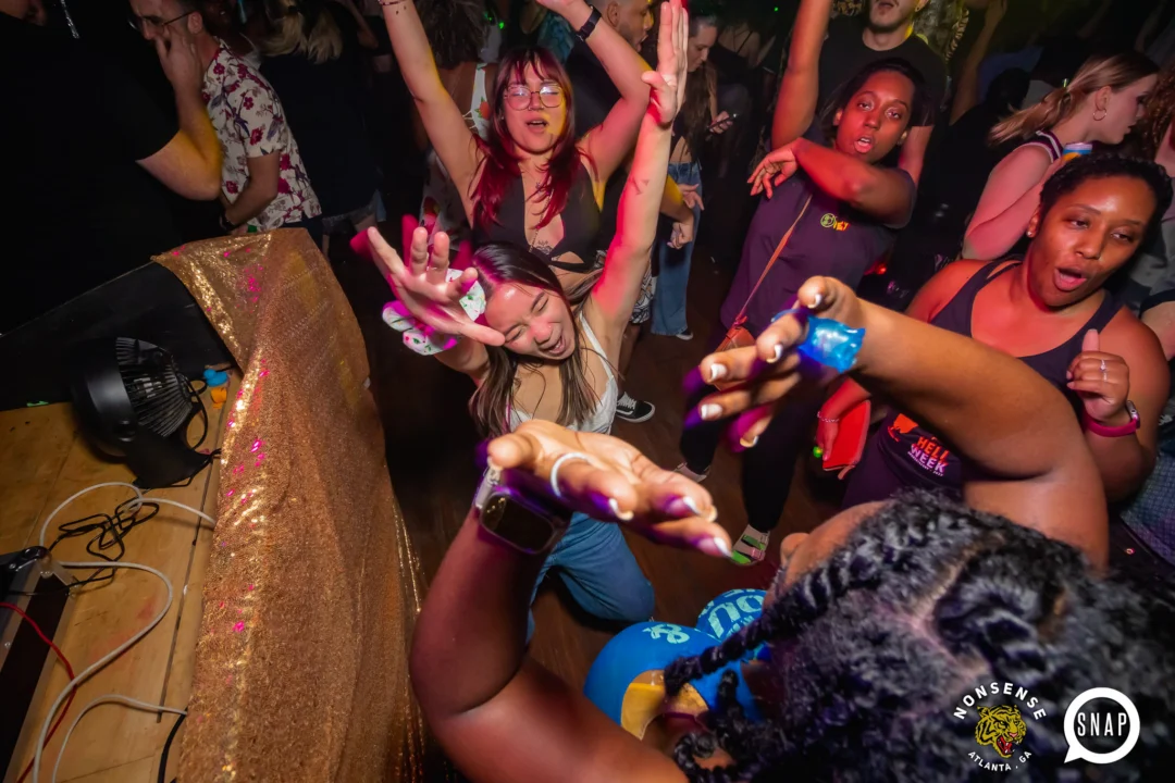 LMFAO - 2010s bangers & bops - September 2024 - Kimber was the DJ - Pics: @hellacurious for @ohsnapkid