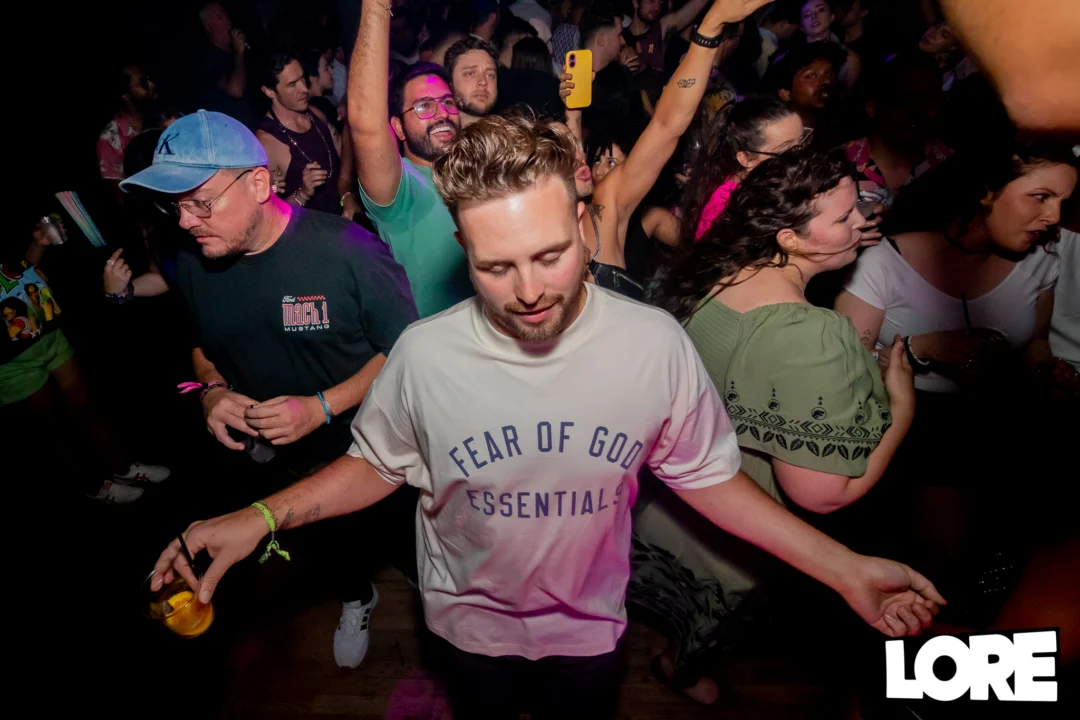 Hot Mess dance pop party - July 2025 - Kimber was the DJ - Photo by @hellacurious