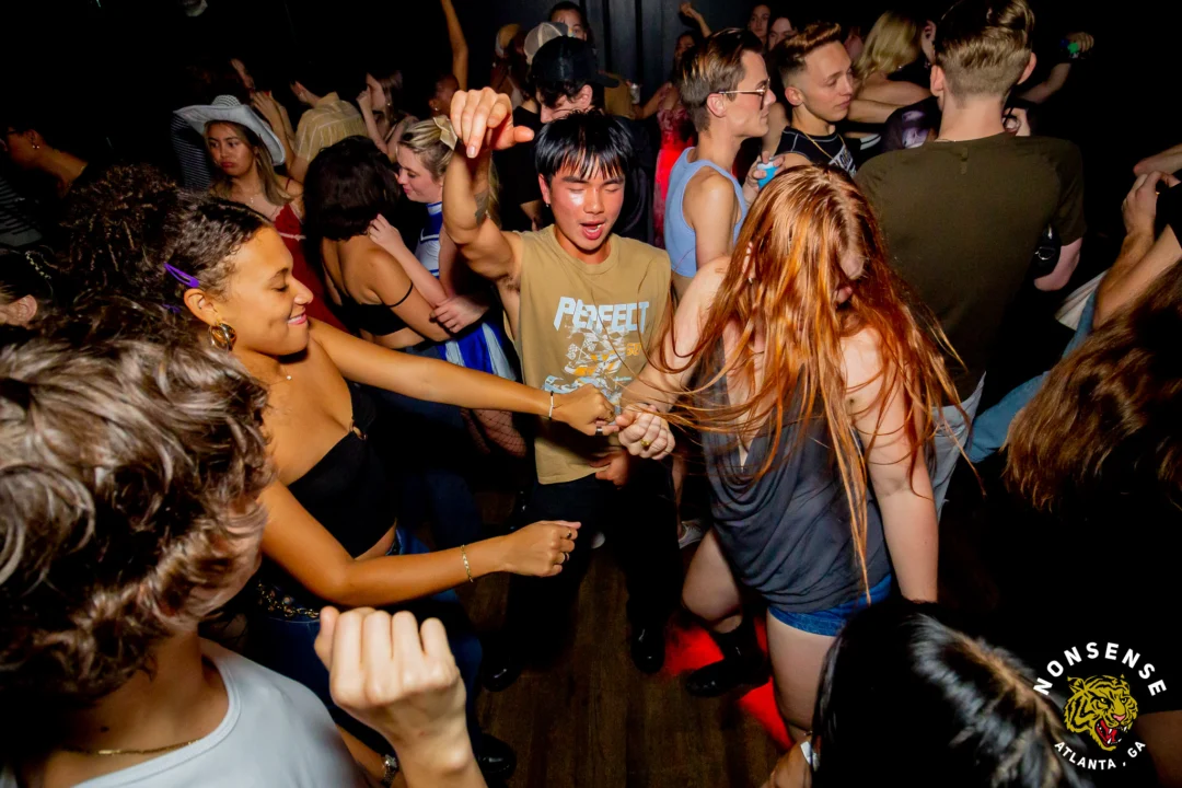 Hot Mess dance pop party - November 2025 - Skalaka was the DJ - Photo by @hellacurious