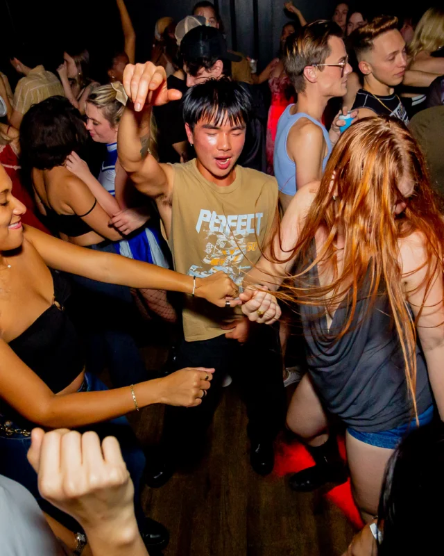 Hot Mess dance pop party - November 2025 - Skalaka was the DJ - Photo by @hellacurious