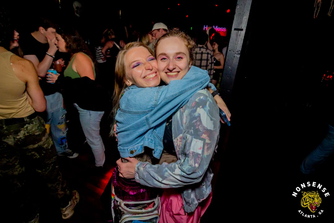 Hot Mess dance pop party - November 2025 - Skalaka was the DJ - Photo by @hellacurious
