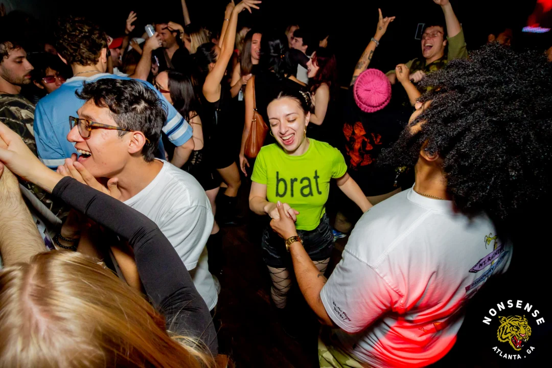 Hot Mess dance pop party - November 2025 - Skalaka was the DJ - Photo by @hellacurious