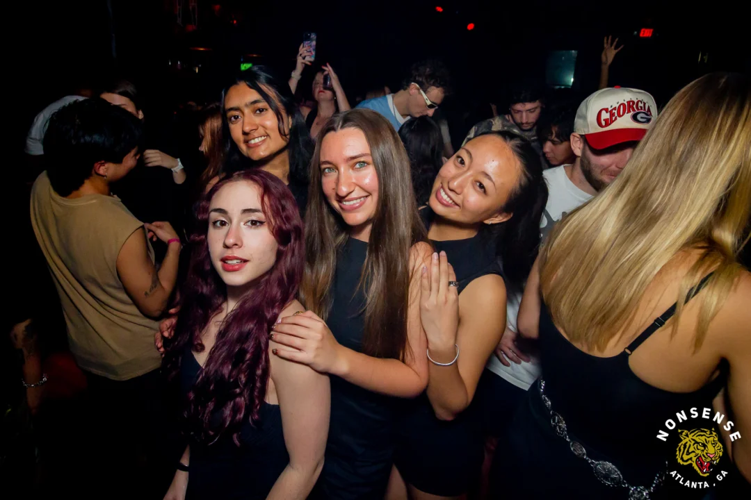 Hot Mess dance pop party - November 2025 - Skalaka was the DJ - Photo by @hellacurious