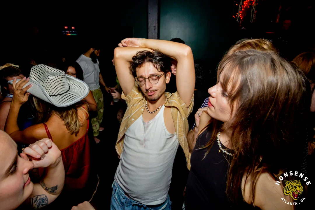 Hot Mess dance pop party - November 2025 - Skalaka was the DJ - Photo by @hellacurious