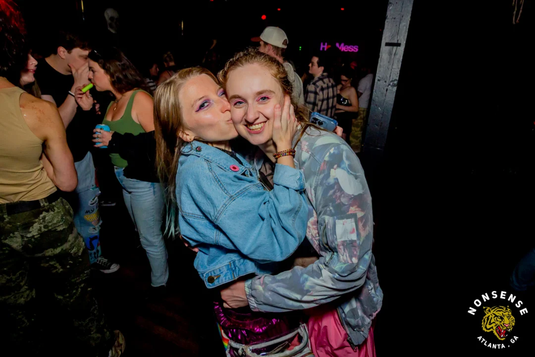 Hot Mess dance pop party - November 2025 - Skalaka was the DJ - Photo by @hellacurious