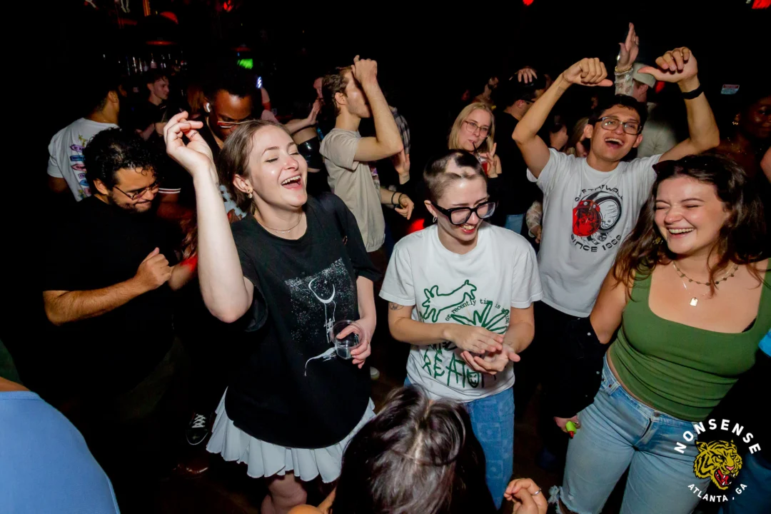 Hot Mess dance pop party - November 2025 - Skalaka was the DJ - Photo by @hellacurious