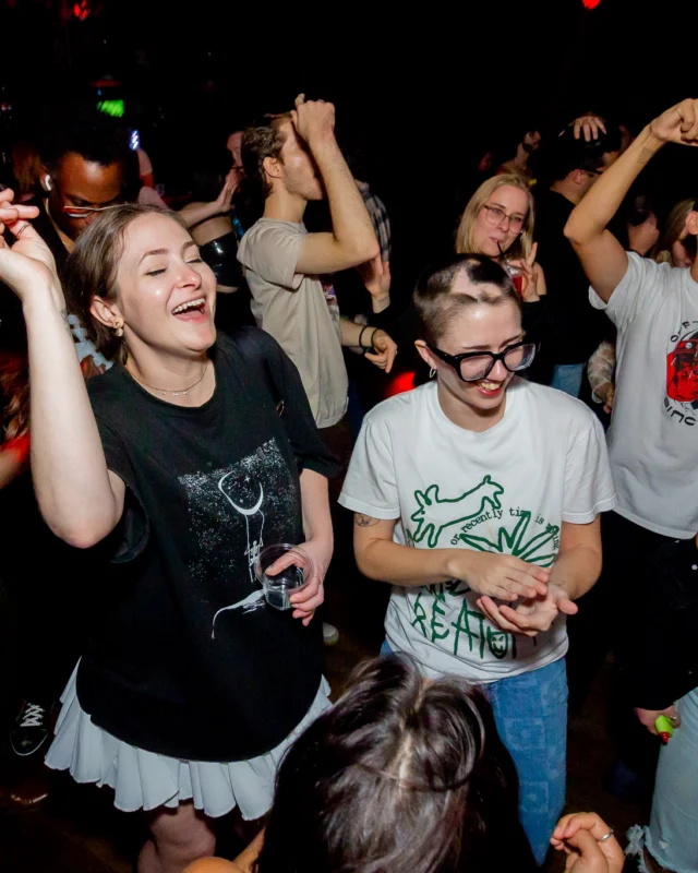 Hot Mess dance pop party - November 2025 - Skalaka was the DJ - Photo by @hellacurious