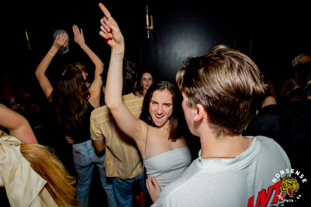 Hot Mess dance pop party - November 2025 - Skalaka was the DJ - Photo by @hellacurious