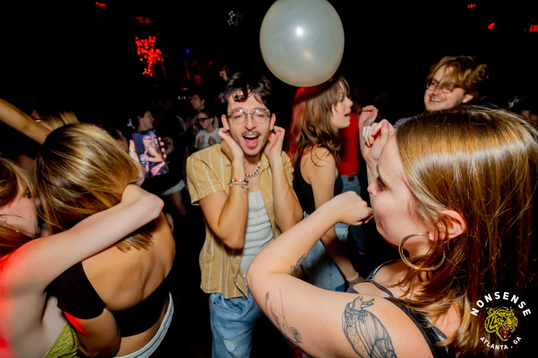 Hot Mess dance pop party - November 2025 - Skalaka was the DJ - Photo by @hellacurious
