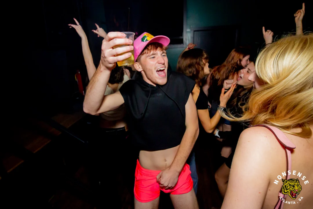 Hot Mess dance pop party - November 2025 - Skalaka was the DJ - Photo by @hellacurious