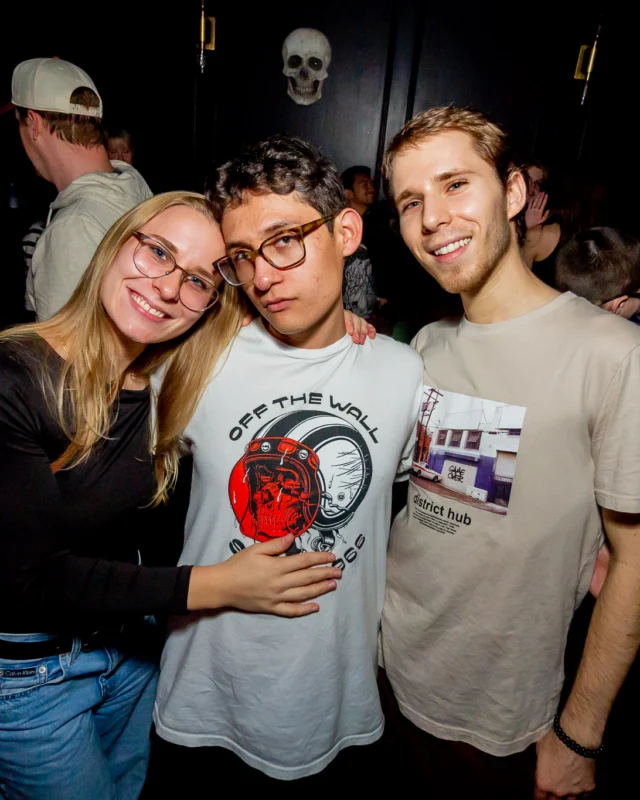 Hot Mess dance pop party - November 2025 - Skalaka was the DJ - Photo by @hellacurious