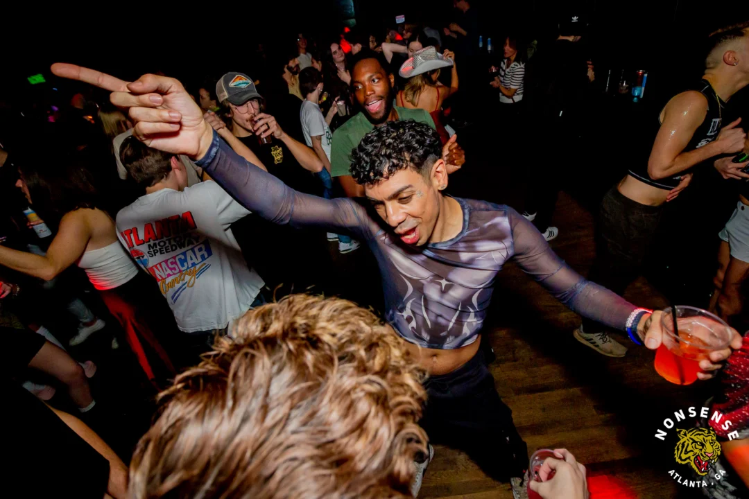 Hot Mess dance pop party - November 2025 - Skalaka was the DJ - Photo by @hellacurious