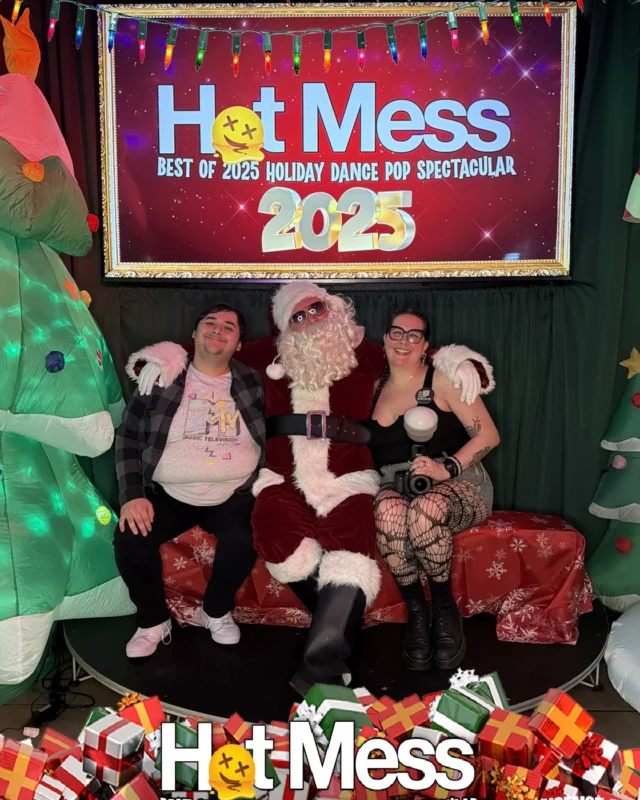 Hot Mess Best of 2025 Holiday Dance Pop Spectacular Santa Photos! Photo by The Grumpy Elf. LORE - December 6, 2025.