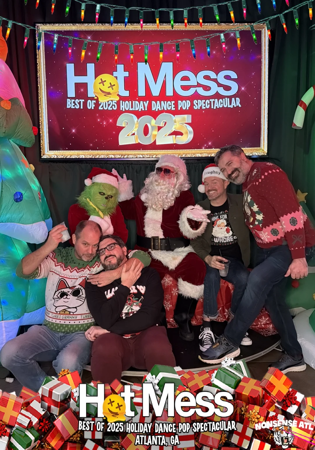 Hot Mess Best of 2025 Holiday Dance Pop Spectacular Santa Photos! Photo by The Grumpy Elf. LORE - December 6, 2025.