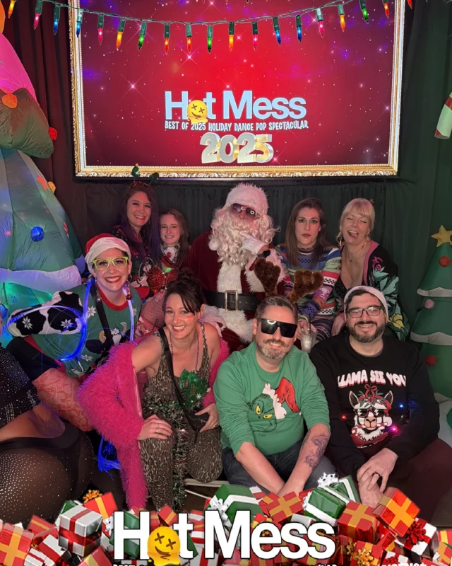 Hot Mess Best of 2025 Holiday Dance Pop Spectacular Santa Photos! Photo by The Grumpy Elf. LORE - December 6, 2025.