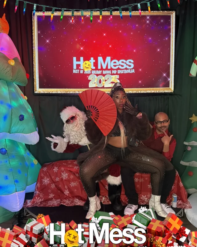 Hot Mess Best of 2025 Holiday Dance Pop Spectacular Santa Photos! Photo by The Grumpy Elf. LORE - December 6, 2025.