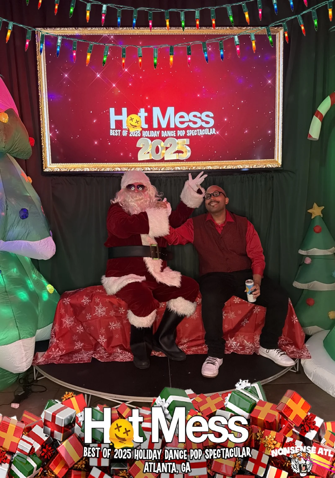 Hot Mess Best of 2025 Holiday Dance Pop Spectacular Santa Photos! Photo by The Grumpy Elf. LORE - December 6, 2025.