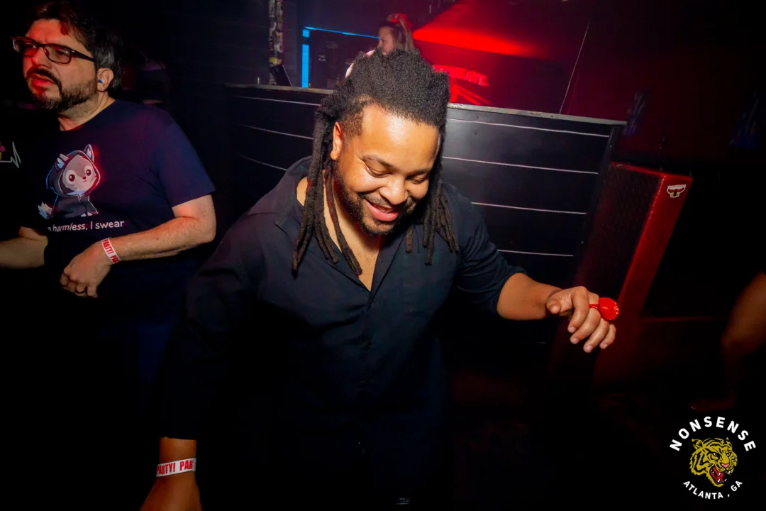 Hot Mess Dance Party on Ponce - January 2026 @ 404.EXE. Kimber + Tom Bruno were the DJs. Photo by @Hellacurious.