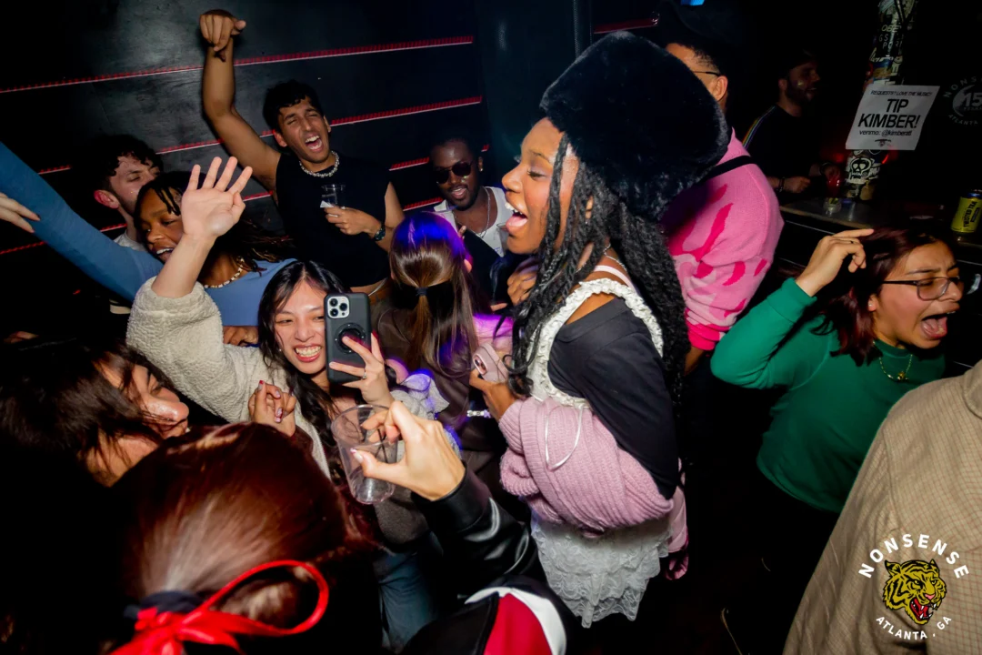 Hot Mess dance pop party - Feb 2026 - first Saturday of the month at 404.exe - Kimber was the DJ - Photo by @hellacurious