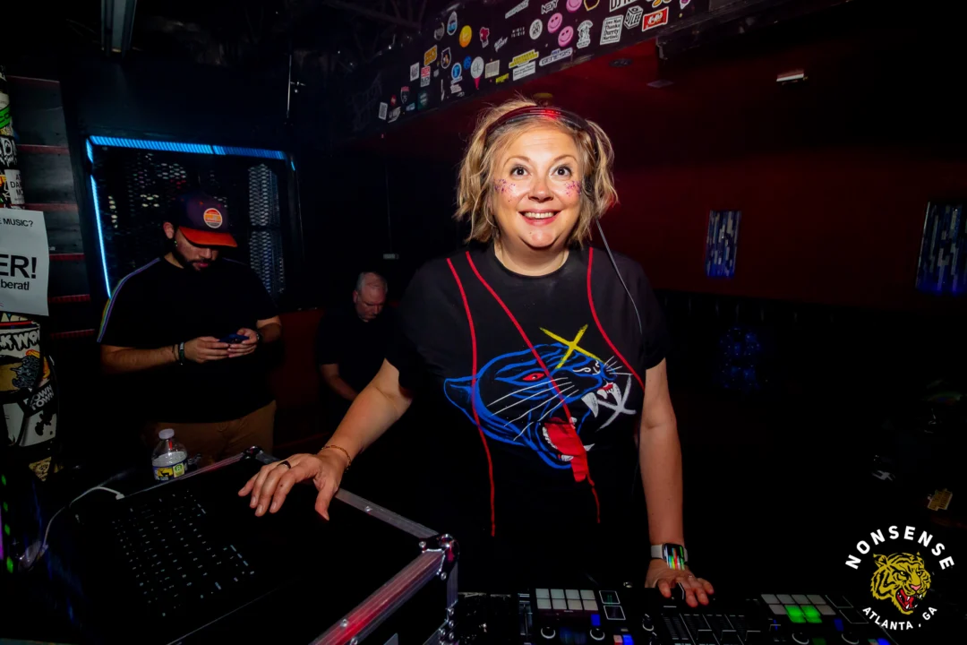 Hot Mess dance pop party - Feb 2026 - first Saturday of the month at 404.exe - Kimber was the DJ - Photo by @hellacurious